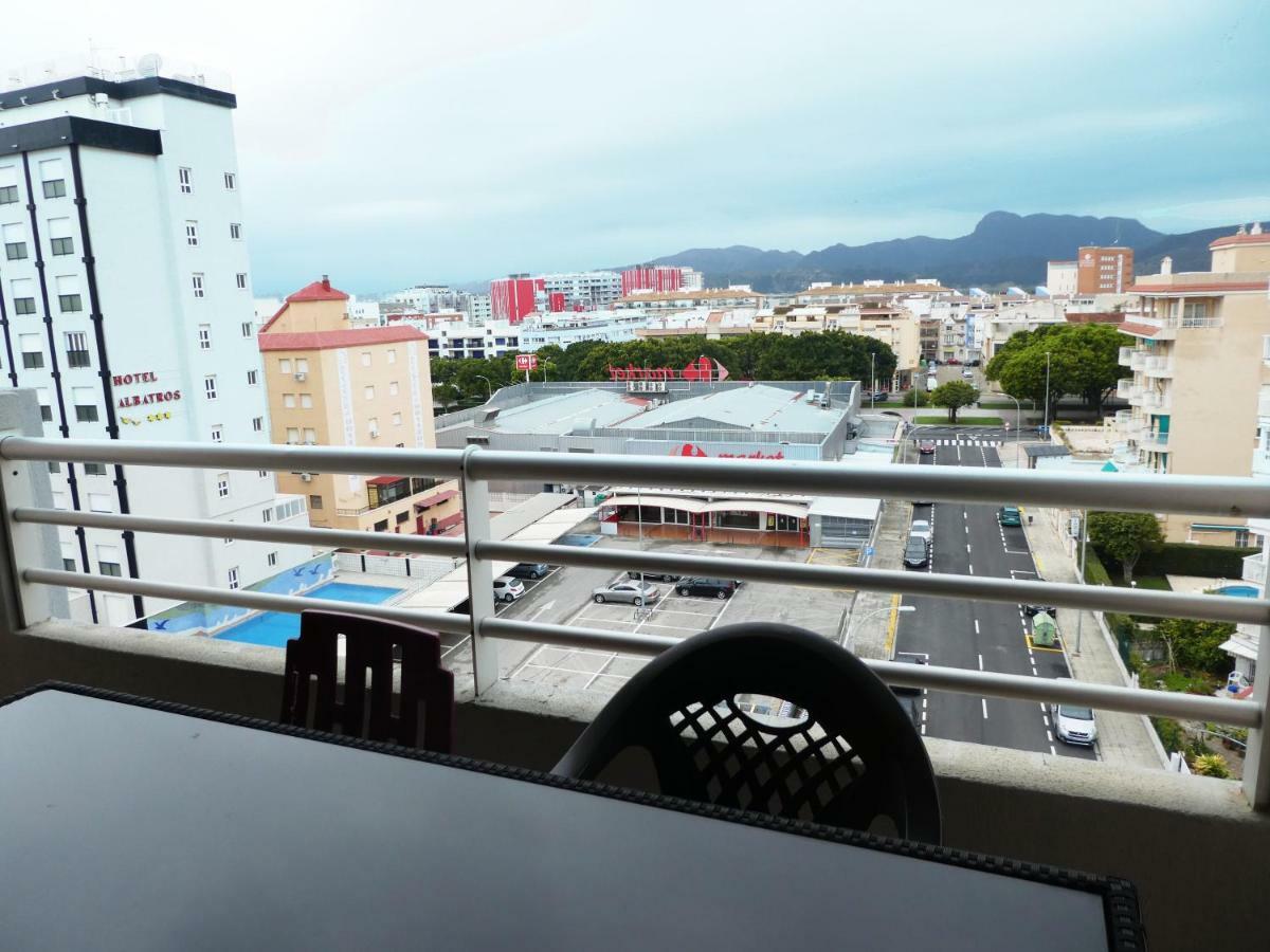 Apartamentos Gandia Grau Y Playa 3000 מראה חיצוני תמונה